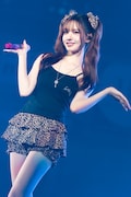 リズ。「IVE WORLD TOUR ‘SHOW WHAT I AM’」東京ドーム公演より。（撮影：田中聖太郎写真事務所）