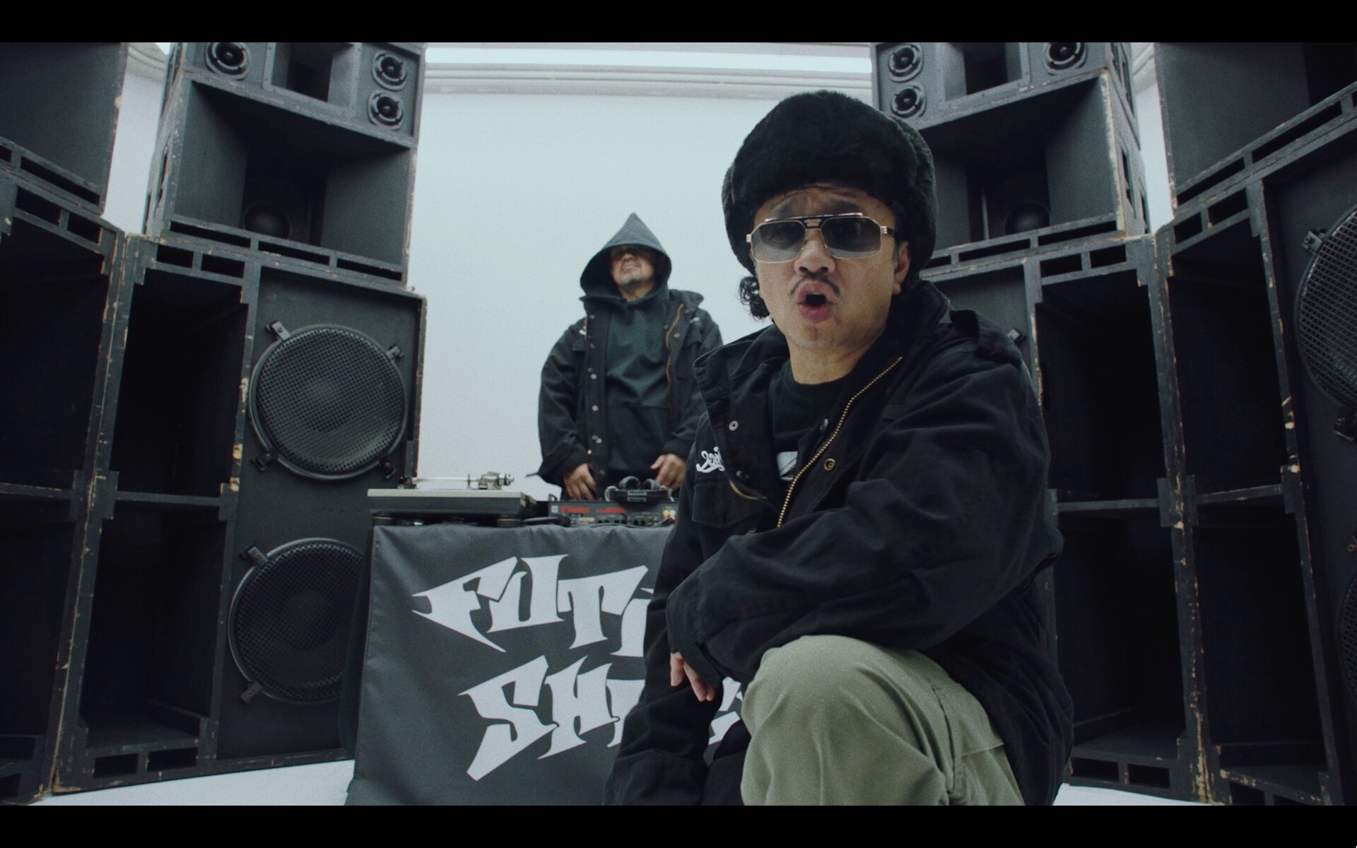 LAMP EYEが本日新曲「UpHillBattle」リリース、MV公開
