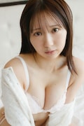 藤嶌果歩（日向坂46）1st写真集「果実の歩幅」先行カット第12弾。©集英社／菊地泰久