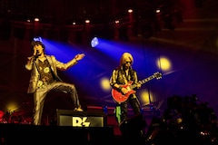 B'z「FYOP」ツアー、パッションで満たされついに完結