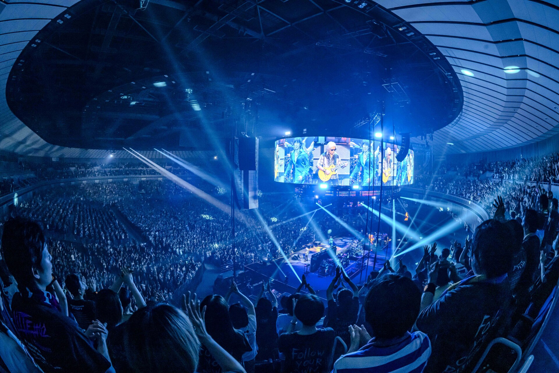 B'z LIVE-GYM 2026 -FYOP＋-」神奈川・横浜アリーナ公演の模様。 [画像