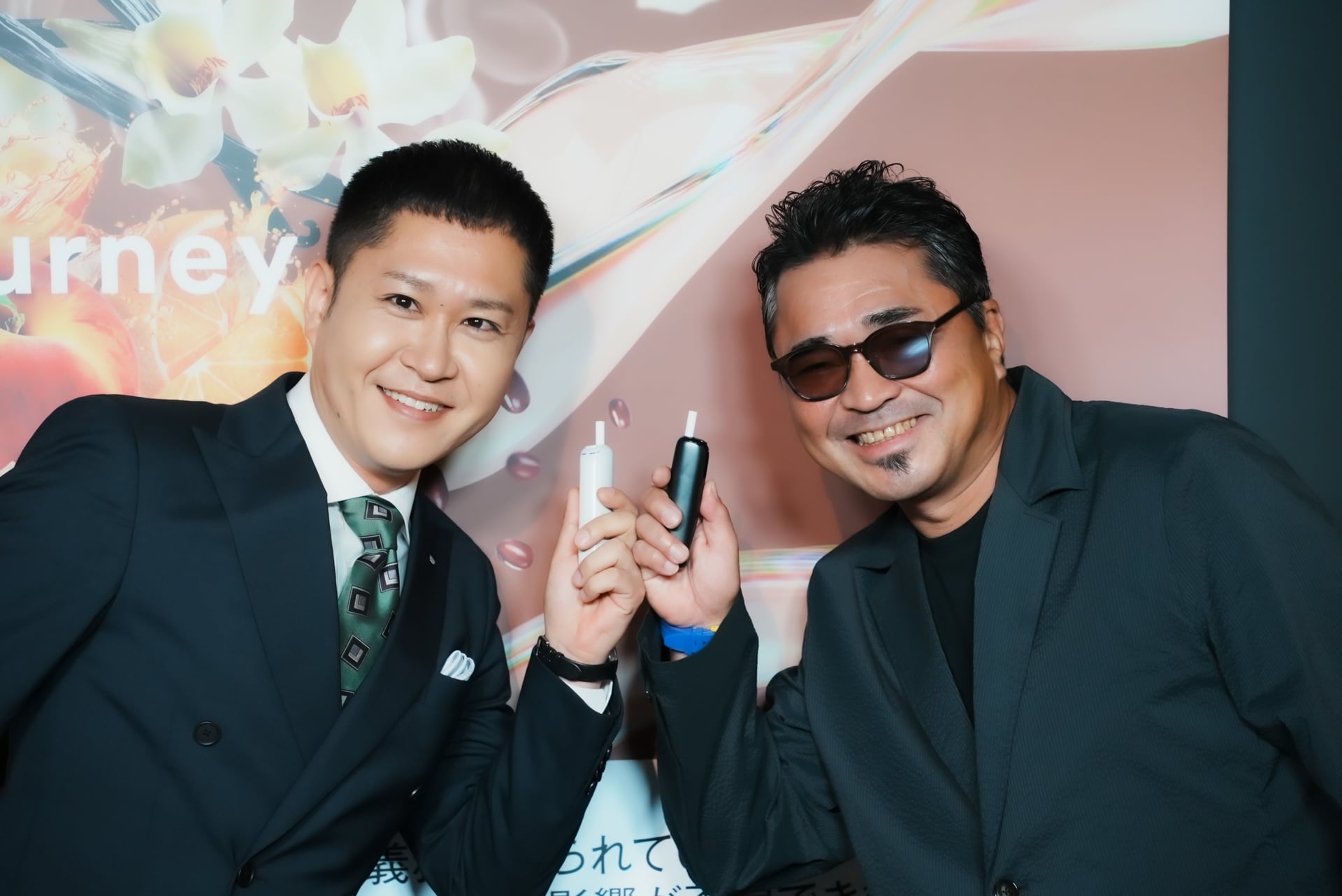 実家の隣がたばこ屋だった石野卓球、ドンデコルテ渡辺銀次と一緒にPloom AURAで喫煙