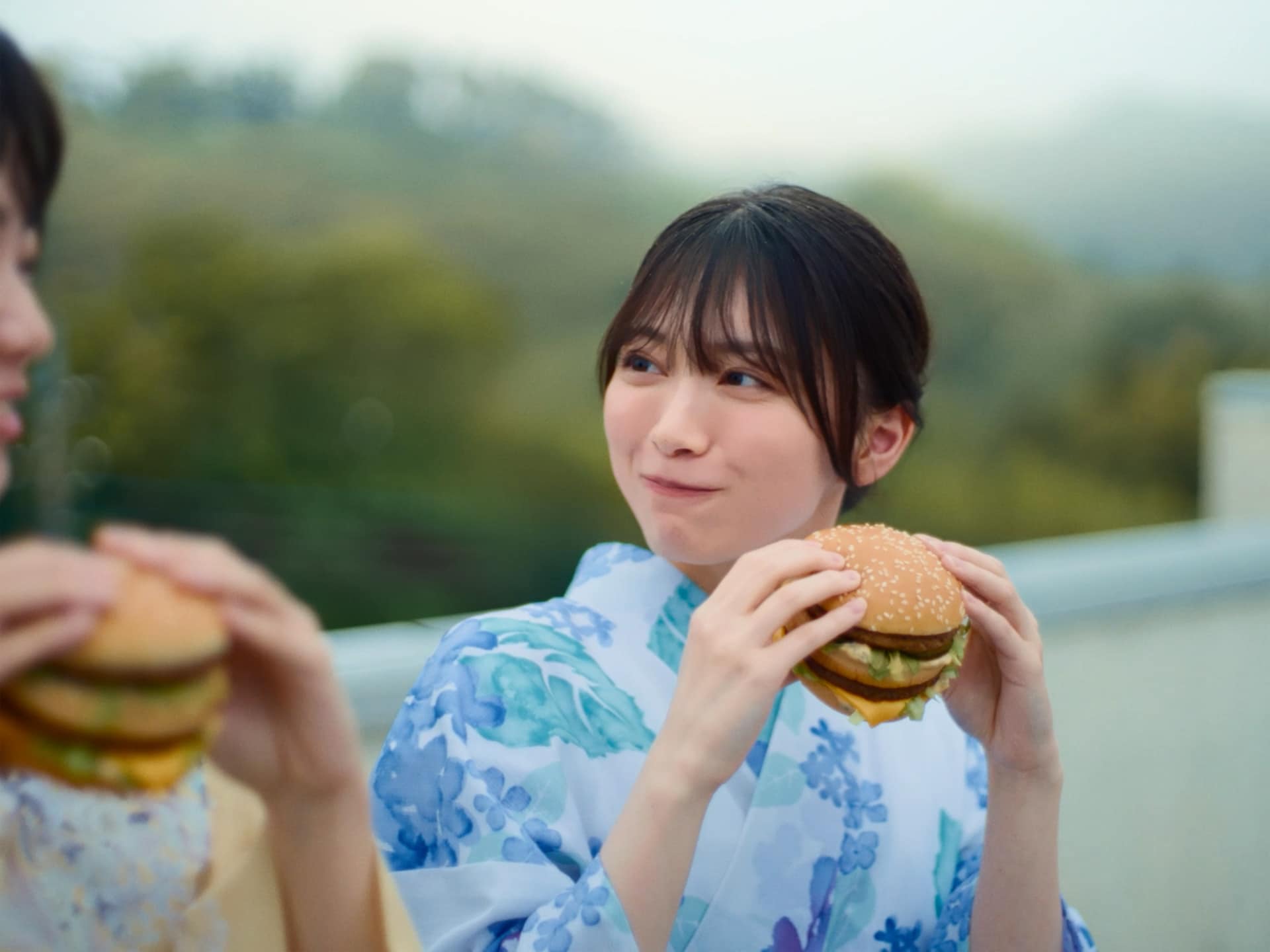 抜けあり　コマーシャルフォト　マクドナルドの広告革命 櫻坂46森田ひかるの夏と前髪、変わらない絆を描くマクドナルド新CM