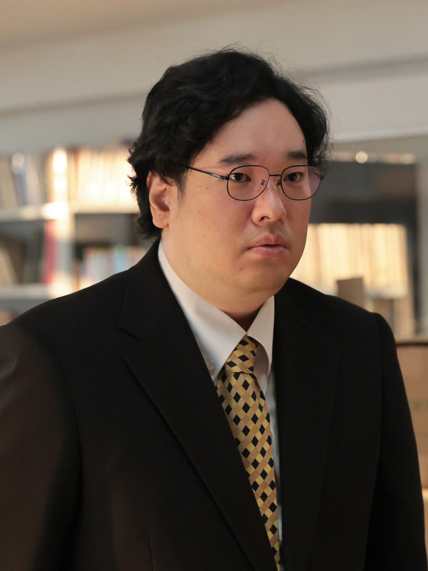 岡崎体育がNHKドラマ「手塚治虫の戦争」に出演、「少年キング」の編集