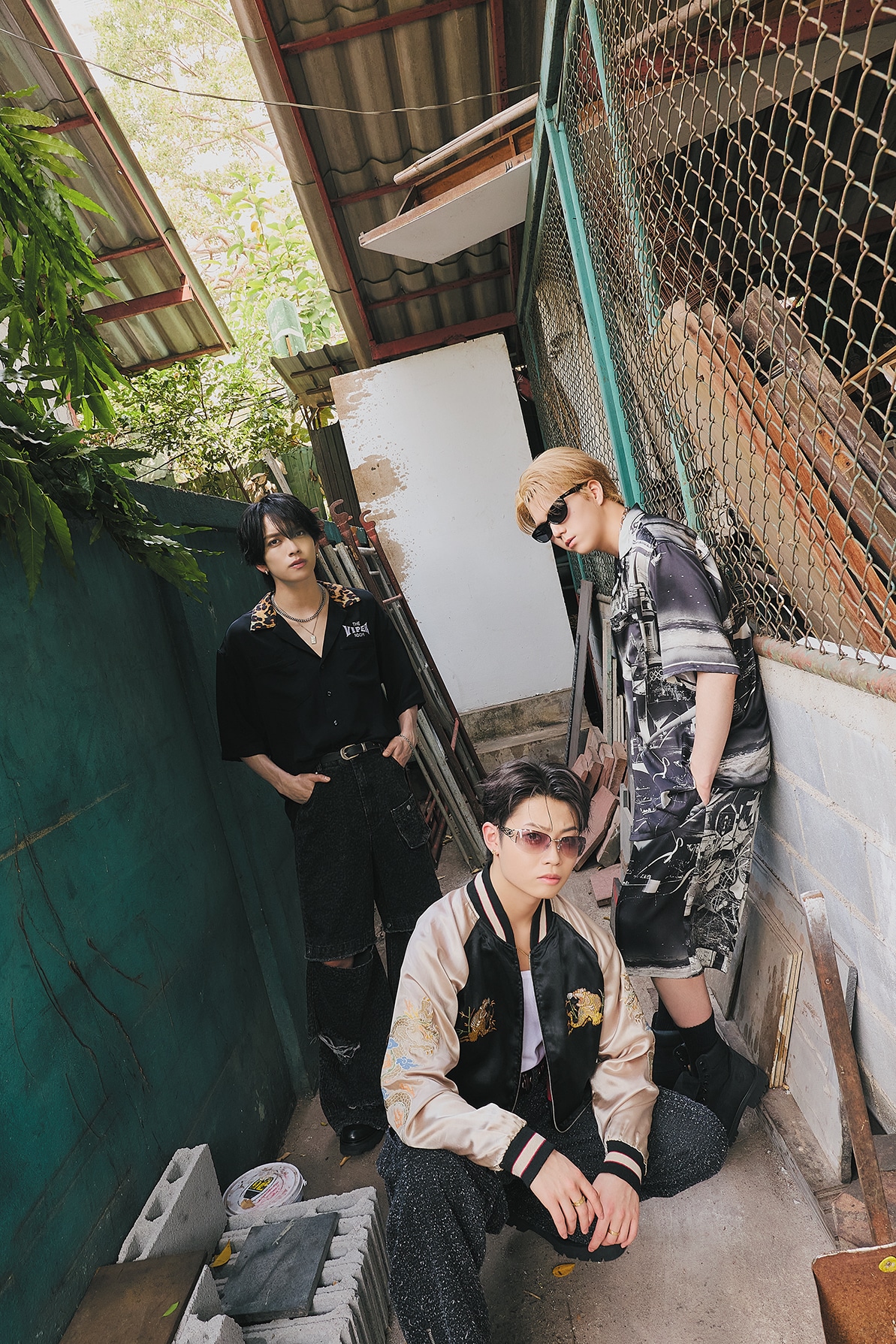 MAZZEL 1st photobook with ZEAL」より。 [画像ギャラリー 3/12