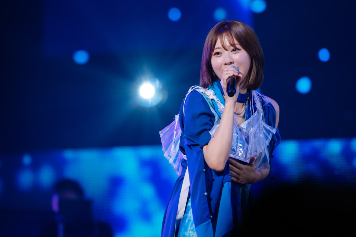 富田鈴花の初ソロライブをプレミア公開、松田好花もゲスト出演した公演をもう一度