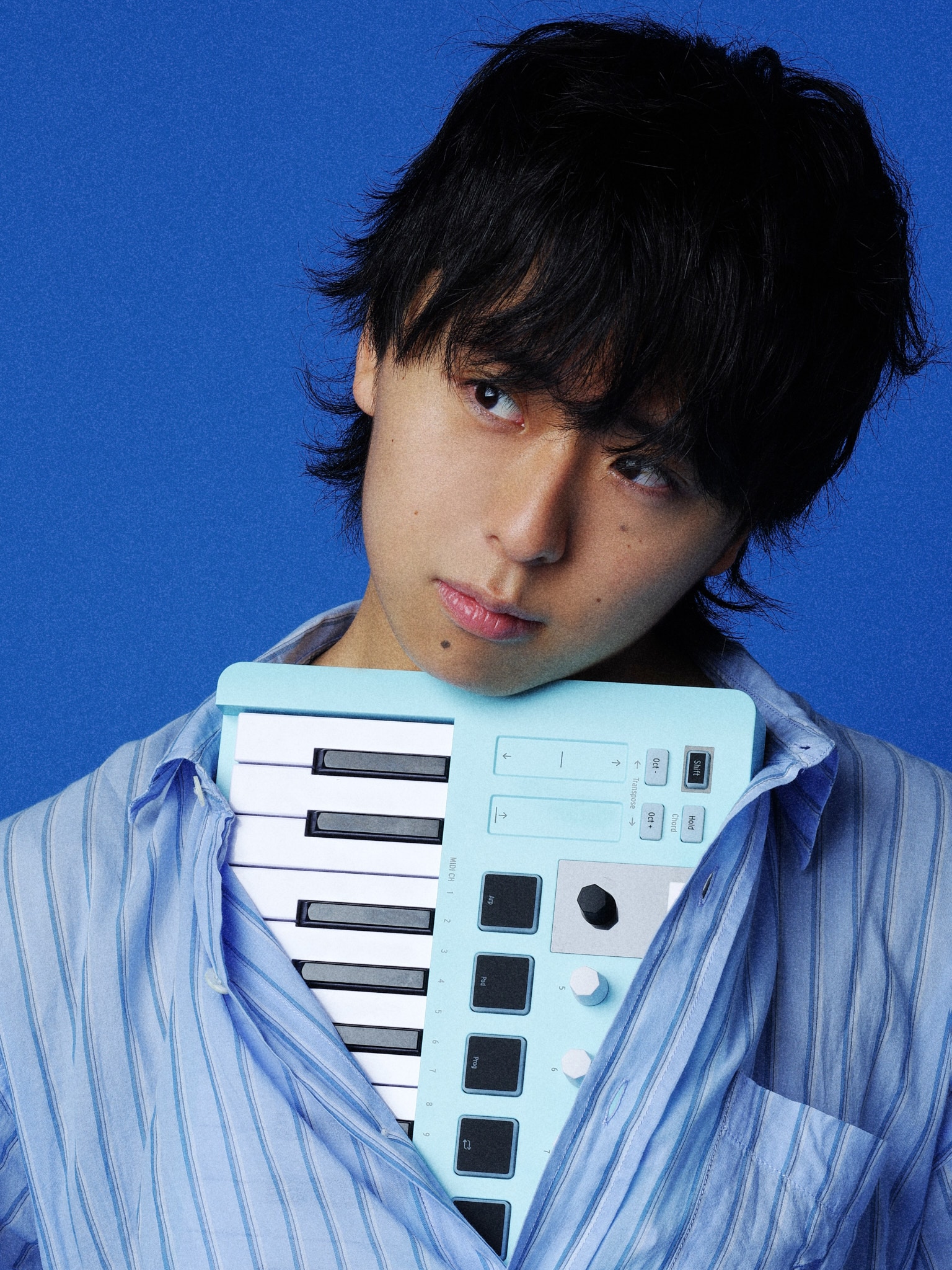 友成空が新曲「ペダル」リリース、夏の日々をノスタルジックに描く