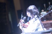 青葉市子弾き語りコンサート「文月の衣紋に綴る熱帯魚」より。（撮影：野田祐一郎）