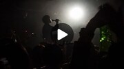 黒猫CHELSEA「RocK’n’Buster Superstar」ミュージックビデオのサムネイル。