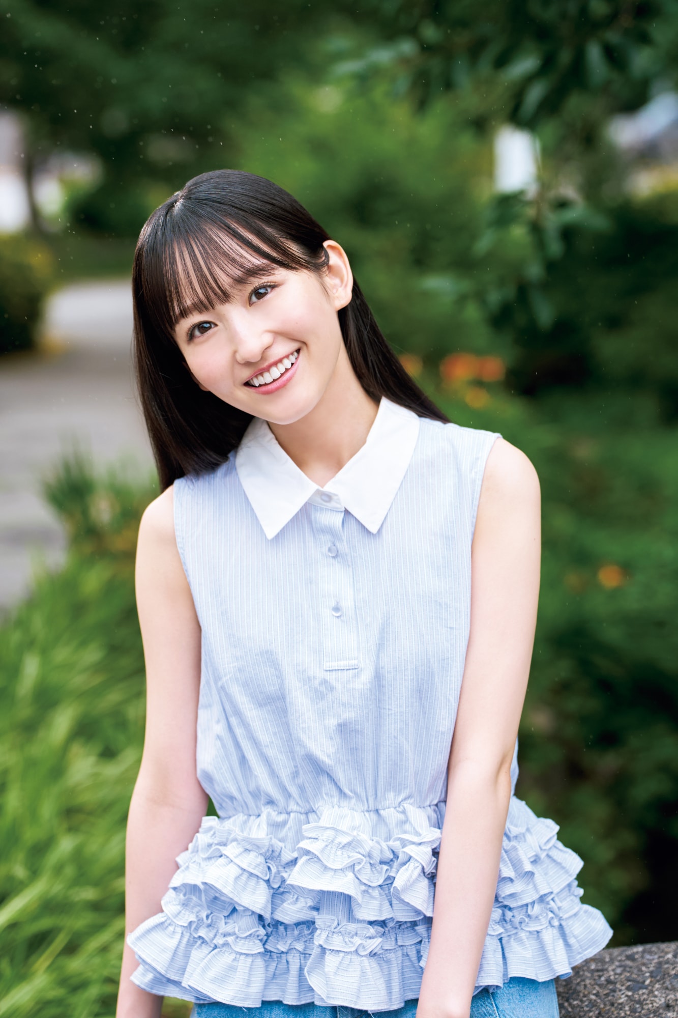 乃木坂46一ノ瀬美空が下北沢をぶらり、本日発売「週刊少年サンデー」で