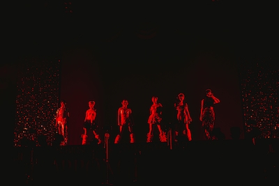 「7th ANNIVERSARY ONE MAN LIVE『ROPPONGI PARTY NIGHT』」の様子。（撮影：白石達也）