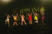 「7th ANNIVERSARY ONE MAN LIVE『ROPPONGI PARTY NIGHT』」の様子。（撮影：白石達也）