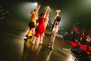 「7th ANNIVERSARY ONE MAN LIVE『ROPPONGI PARTY NIGHT』」の様子。（撮影：白石達也）