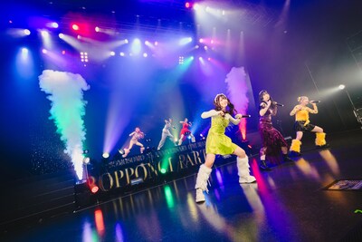 「7th ANNIVERSARY ONE MAN LIVE『ROPPONGI PARTY NIGHT』」の様子。（撮影：白石達也）