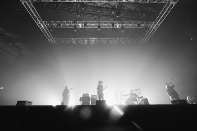 「ACIDMAN LIVE TOUR “光学”」の様子。（Photo by Taka"nekoze photo"）