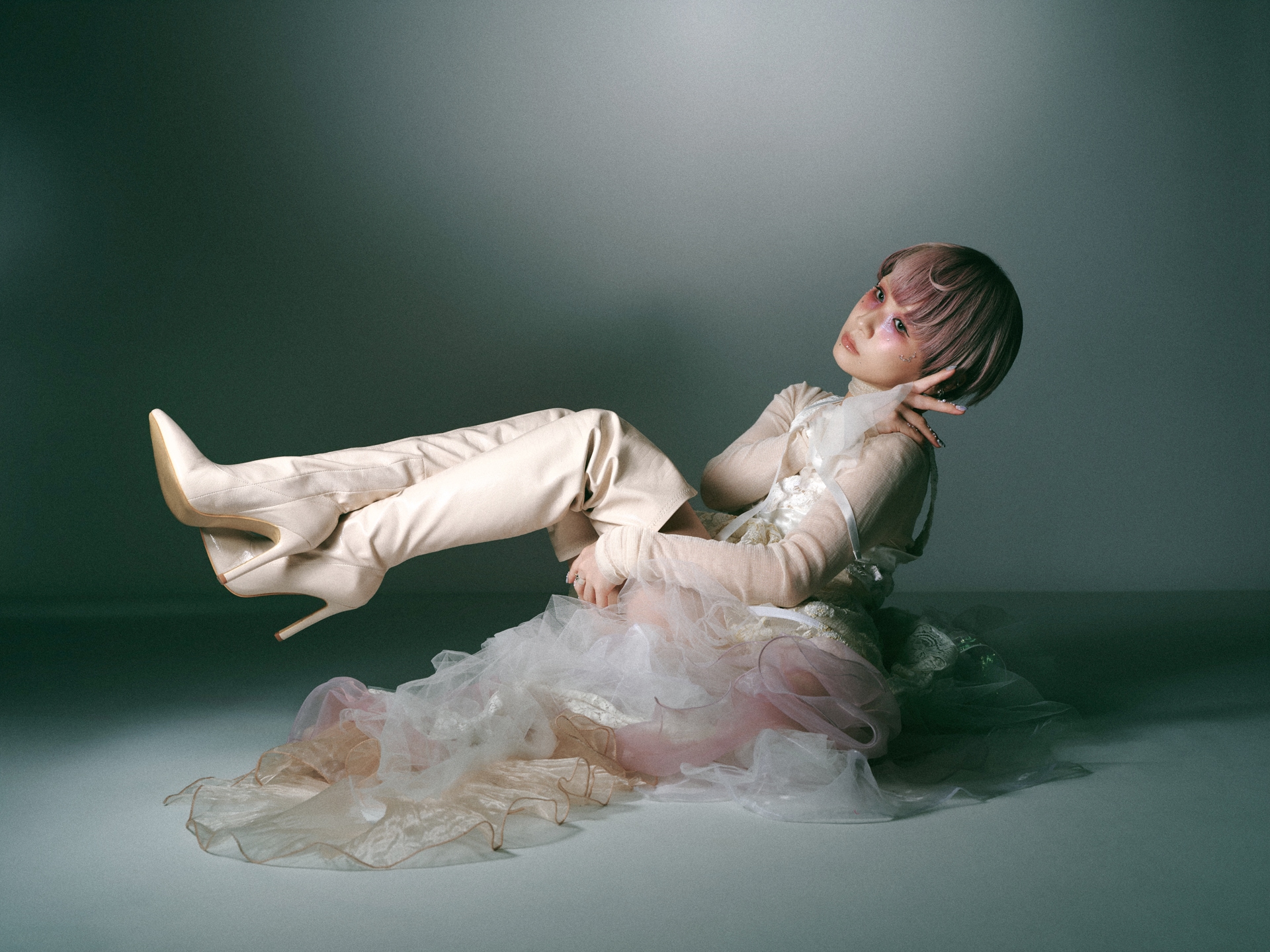 Reol「金字塔」特集 Reol×Giga×ケンモチヒデフミ×Masayoshi Iimori座談