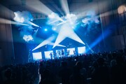 「INUWASI BAND SET 東名阪 LIVE TOUR 2026〝狗鷲昊閃〟」ファイナル公演の様子。（撮影：真島洸）