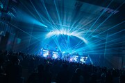 「INUWASI BAND SET 東名阪 LIVE TOUR 2026〝狗鷲昊閃〟」ファイナル公演の様子。（撮影：真島洸）