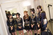 楽屋でのINUWASI。（撮影：真島洸）