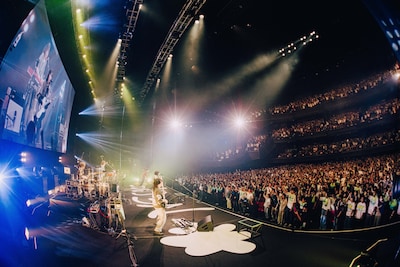 「NELKE ONE MAN LIVE TOUR 2026『VAST RESONANCE』」東京公演の様子。（Photo by Asako Tachibana, toya）