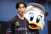 「緊張するー！」と笑う沢村玲（ONE N' ONLY）。