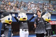 セレモニアルピッチがスタート。
