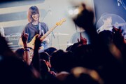 Lily（G, Vo）（撮影：キラ）