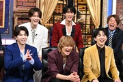笑顔のM!LKと堀内健（ネプチューン）。©日本テレビ