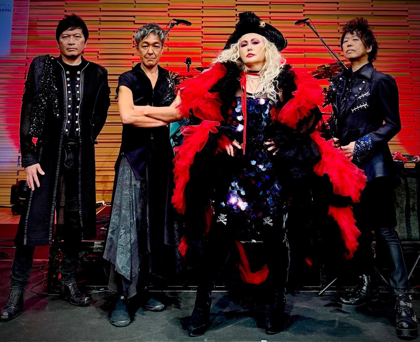 PERSONZ、BAIDISレーベル期の映像作品とベスト盤6タイトルを再プレス