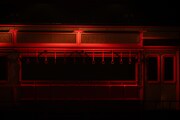 ステージ上に現れた電車。