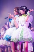 中山莉子（左）と小久保柚乃（右）。