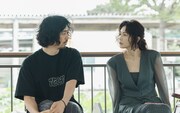 左から斎藤工、長谷川京子。