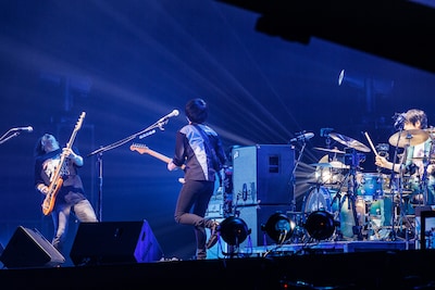 UNISON SQUARE GARDEN（撮影：Viola Kam［V'z Twinkle］）