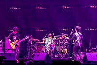 UNISON SQUARE GARDEN現体制ラストライブ、未来永劫を照らした最後の鼓動「あなたが火を点けてくれたおかげ」