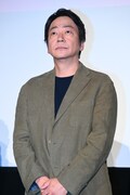 加齢に伴うセリフ覚えの変化について、佐藤浩市に質問する大森南朋。