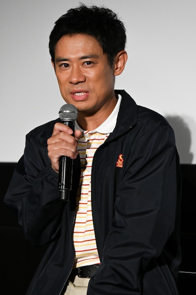 相葉雅紀にイジられる伊藤淳史。