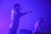「ライブナタリー “group_inou × ピーナッツくん × PAS TASTA” 横浜」よりgroup_inouのステージの様子。（撮影：森好弘）