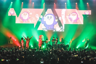 「ライブナタリー “group_inou × ピーナッツくん × PAS TASTA” 横浜」の様子。（撮影：森好弘）