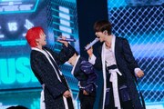 川尻蓮と河野純喜。「JO1DER SHOW 2026 ‘EIEN 永縁’ FINAL」より。