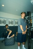 VK（ビッケブランカ）、ユージ、JOYからなるBackseat Boyzの制作風景。