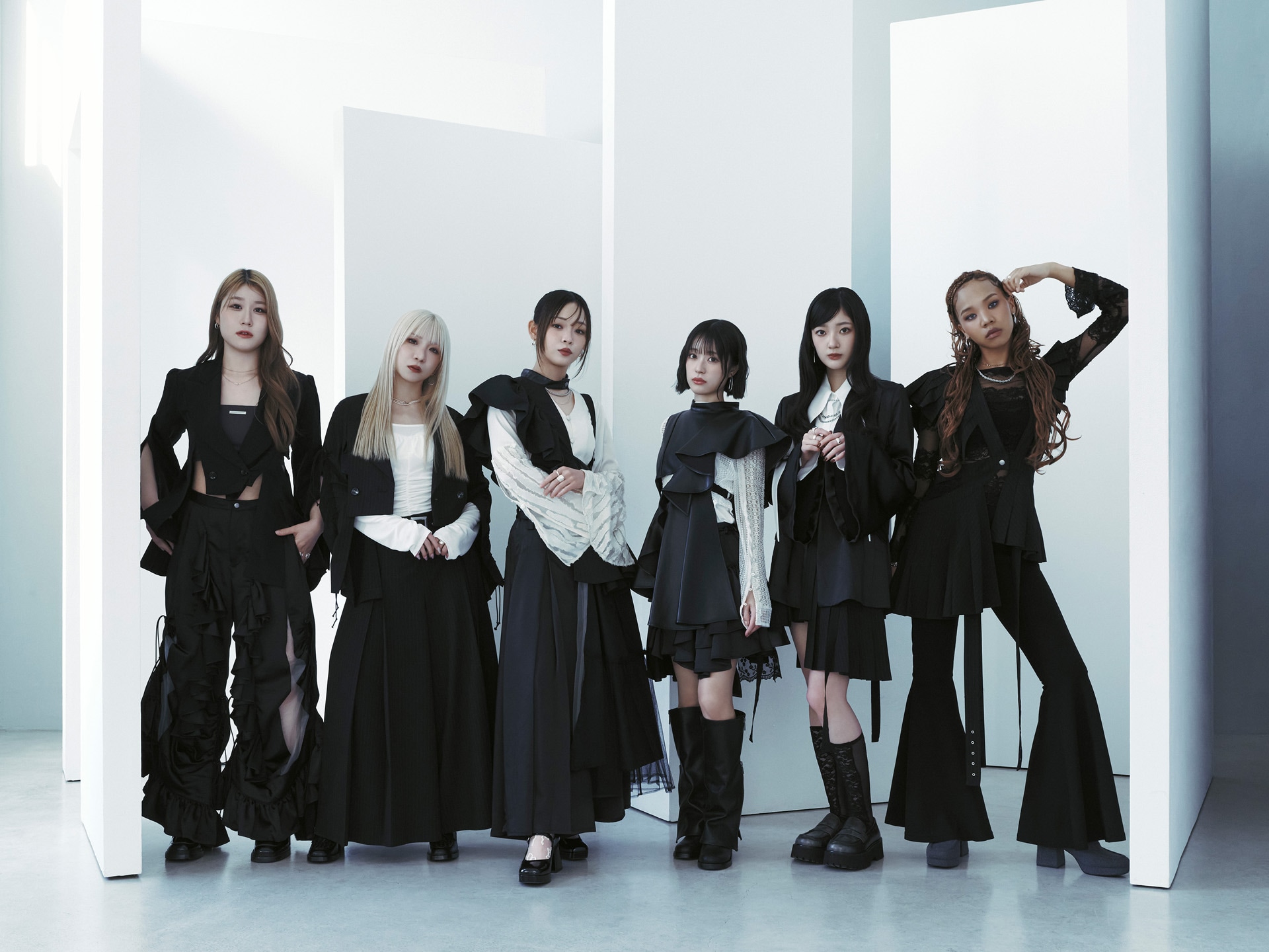 Little Glee Monster、オリジナルアルバムとライブ映像作品を同時