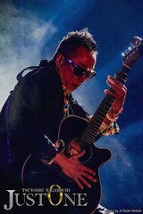 長渕剛、5年ぶりアコースティックツアーのファイナル公演を生中継