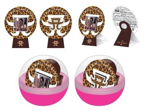 浜崎あゆみのCDジャケット全33枚がピンズに、全国でカプセルトイ販売
