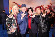 ケヴィン・ファイギとMrs. GREEN APPLE。