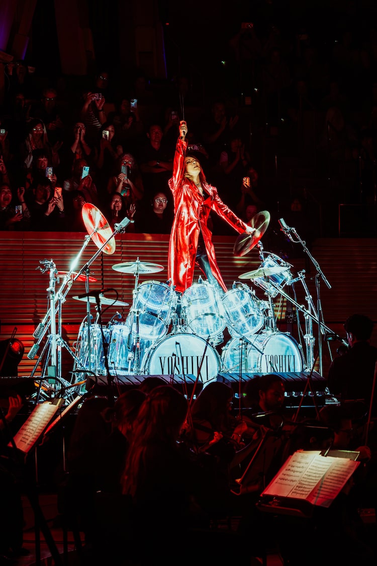 YOSHIKI