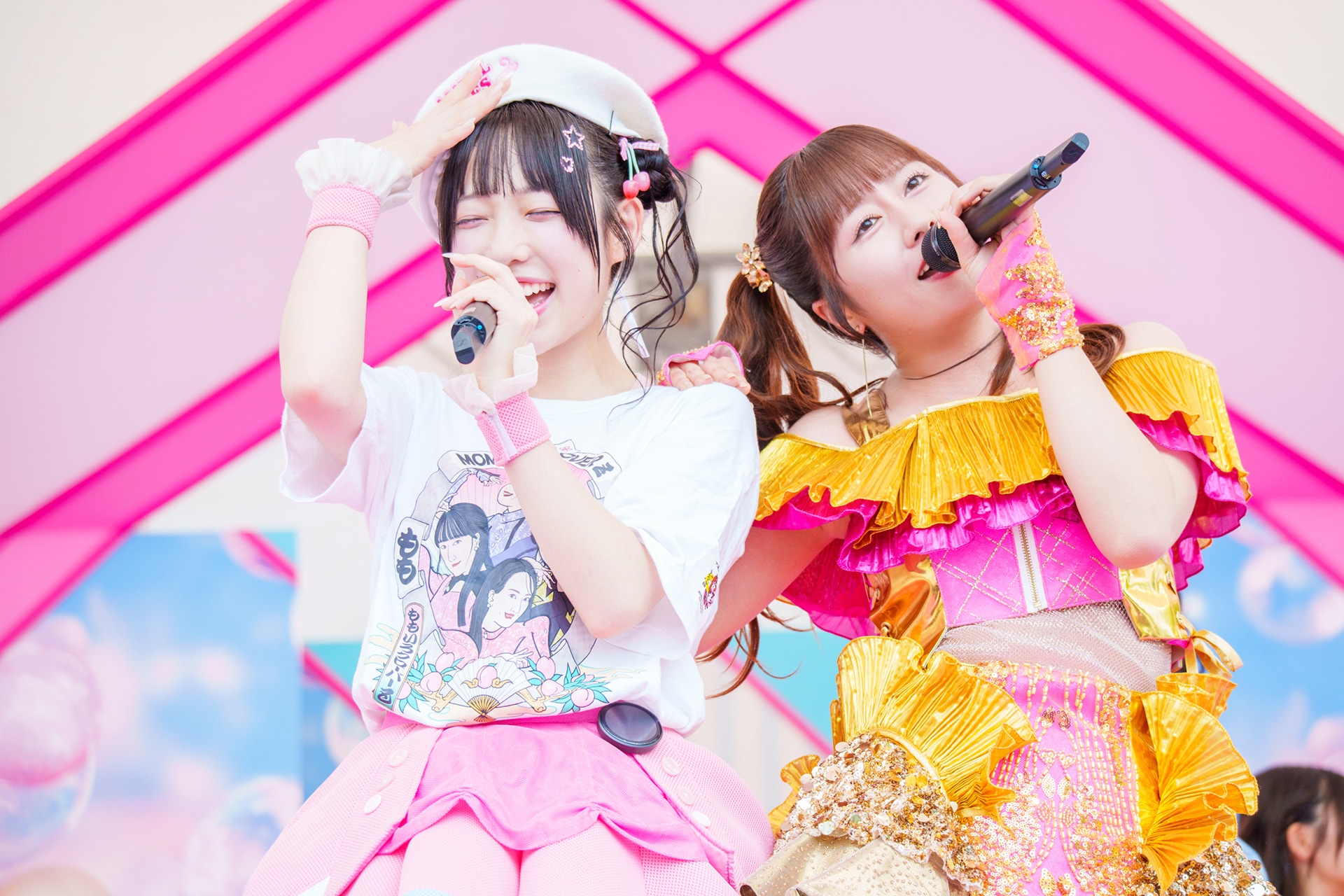 ももクロ佐々木彩夏が届ける「TIF」真夏のアイドルメドレー！総勢64人