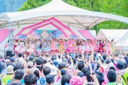 ももクロ佐々木彩夏が届ける「TIF」真夏のアイドルメドレー！総勢64人で「走れ！」歌唱
