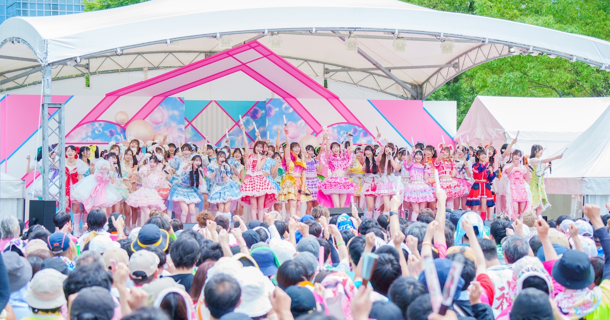 ももクロ佐々木彩夏が届ける「TIF」真夏のアイドルメドレー！総勢64人で「走れ！」歌唱（ライブレポート / 写真15枚） - 音楽ナタリー