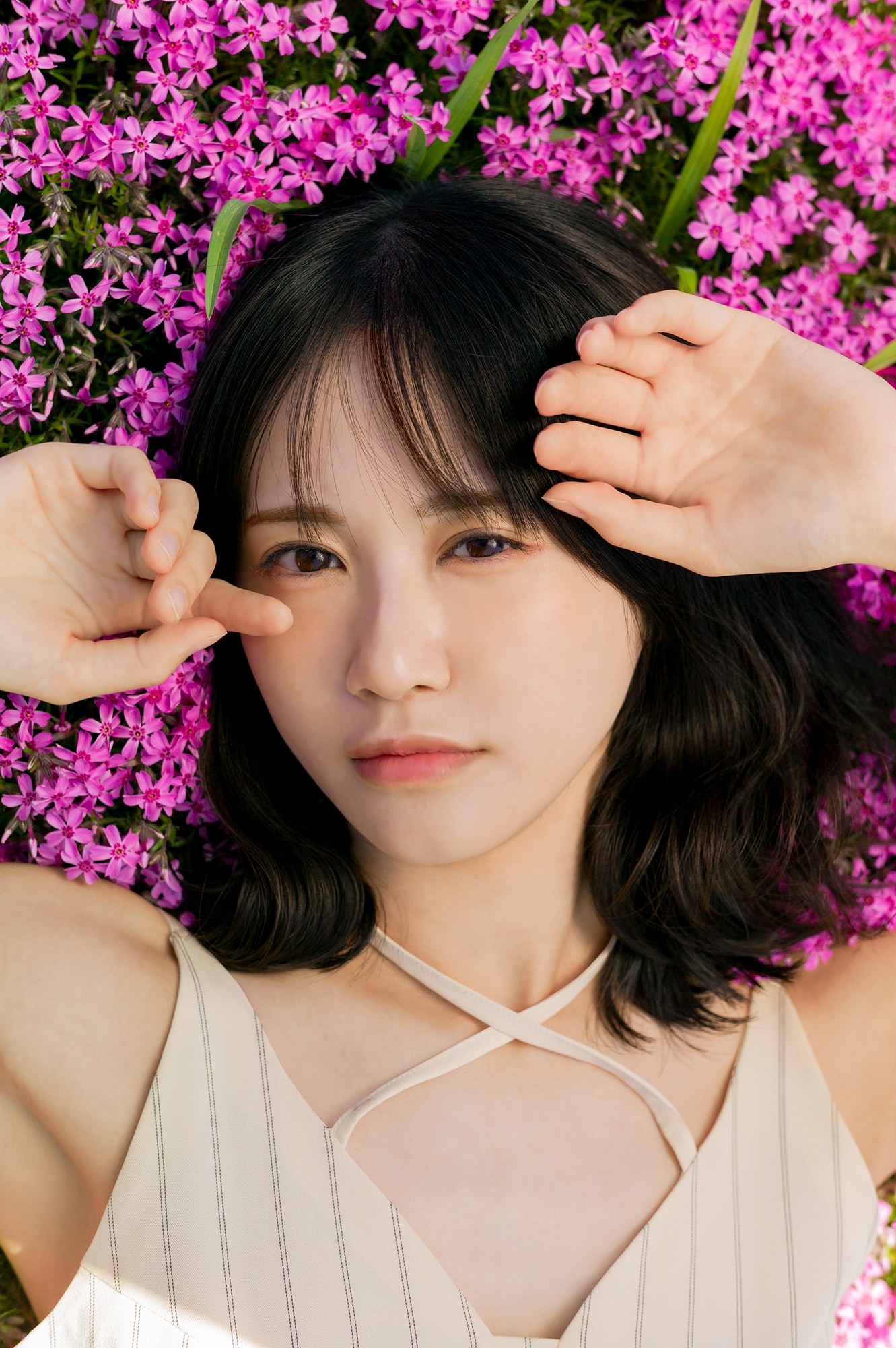 STU48甲斐心愛の2nd写真集は「おかえり太陽」表紙カットも公開