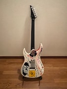 絵を描いていたギター。